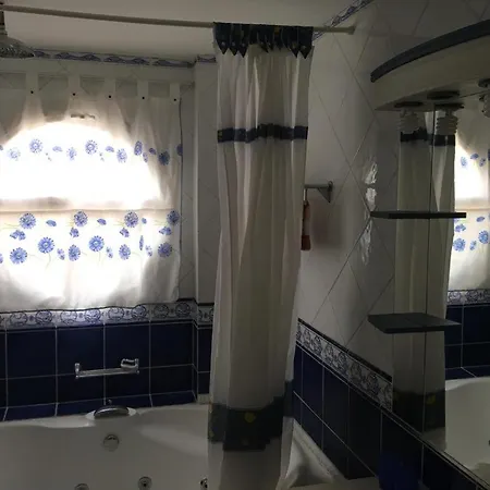 Lejlighedshotel Parque Carolina 4*