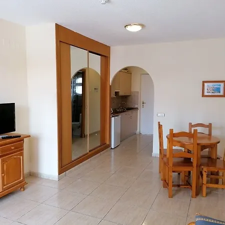 Parque Carolina מלון דירות 3*